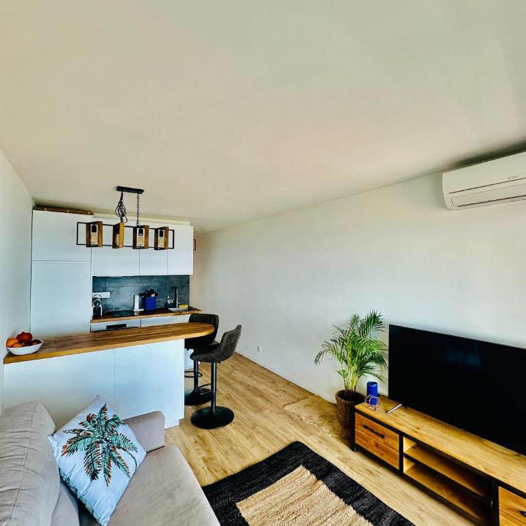 Cote d’Azur Charm, Studio Apartment with panoramic seaview in Nice - Appartement 1 Chambre - 8