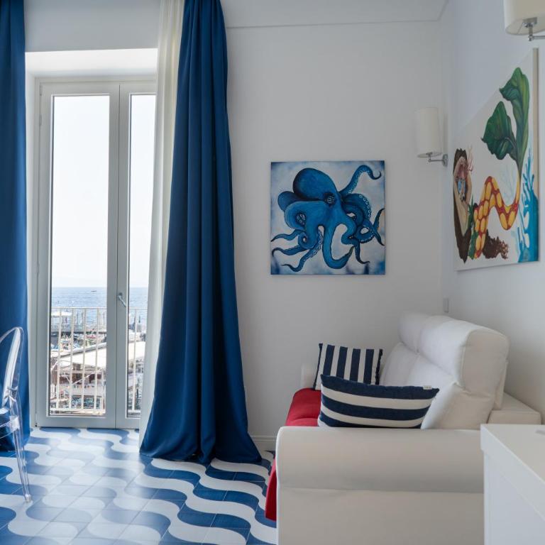 Sorrento Luxury Home - One-Bedroom House - 17