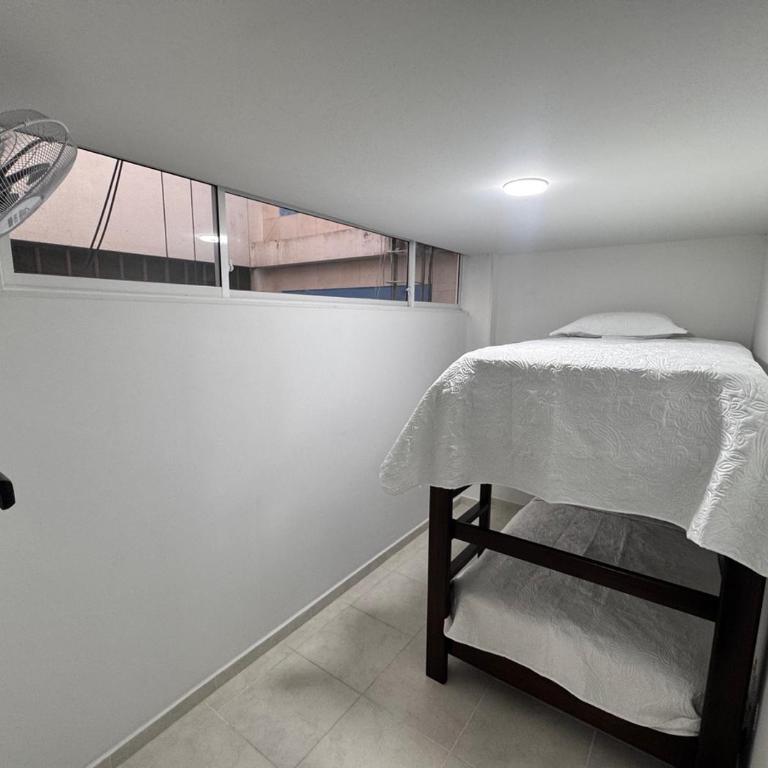 Apartamentos amoblados de 1, 2 y 3 dormitorios - Apartamento de 2 dormitorios con vistas a la ciudad - 17