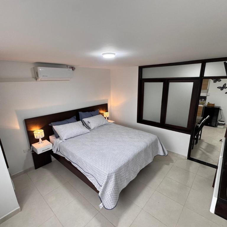 Apartamentos amoblados de 1, 2 y 3 dormitorios - Apartamento de 2 dormitorios con vistas a la ciudad - 23