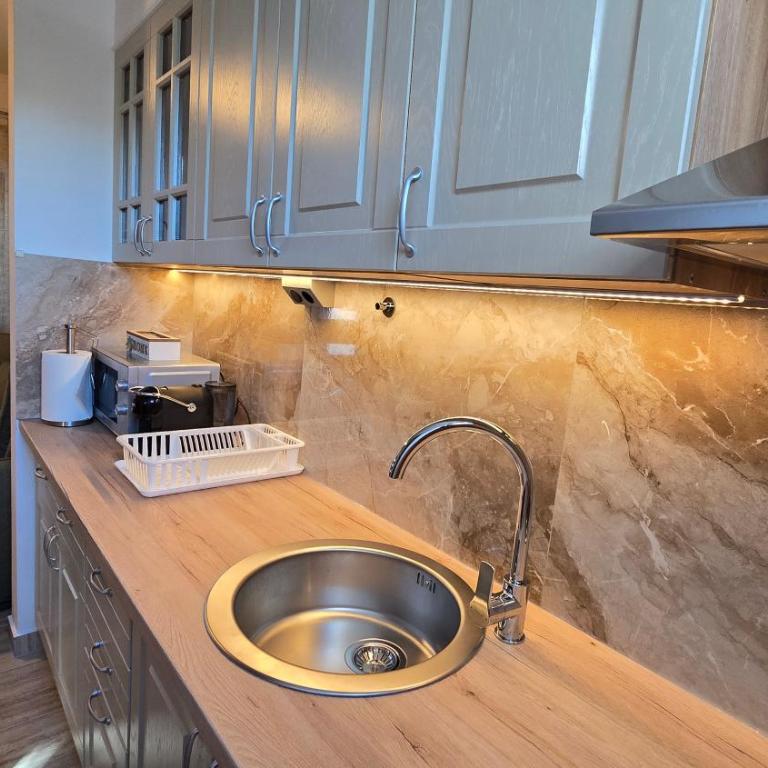 Ema Apartment - Apartman sa 1 Spavaćom Sobom - 13