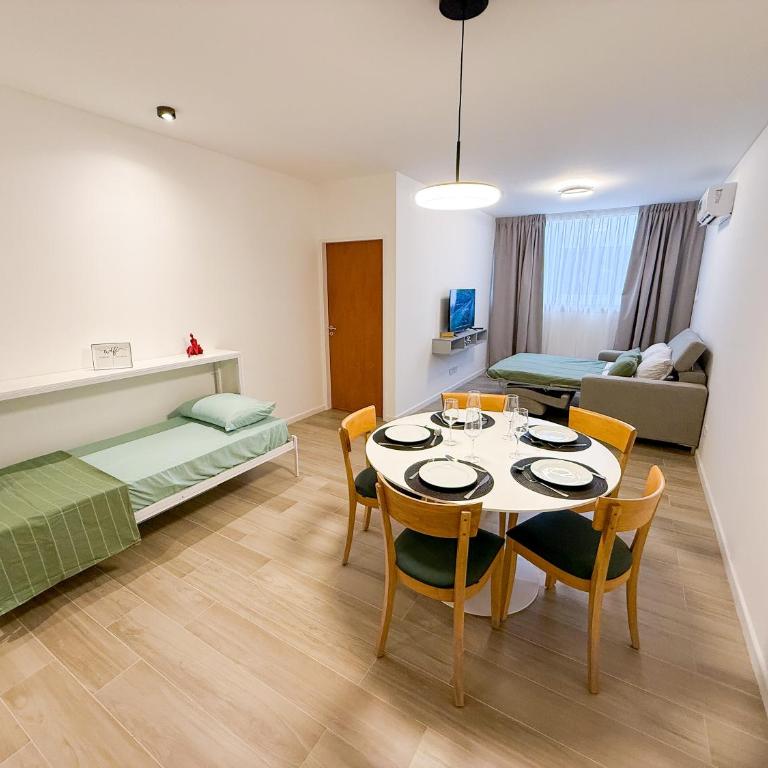 Dos Ambientes de LUJO a estrenar - Apartamento de 1 dormitorio - 25