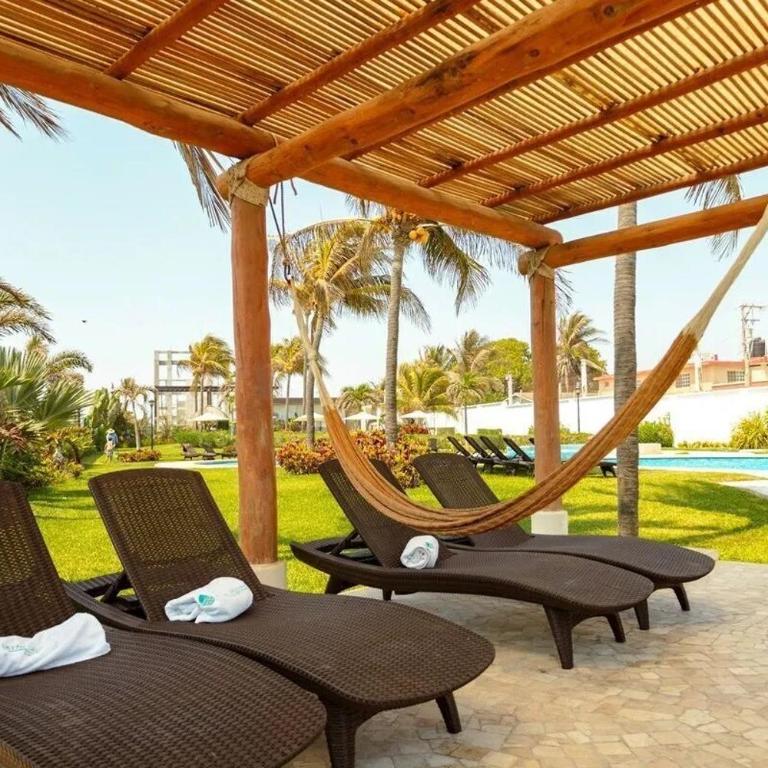 Club de Playa, Alberca y Amenidades - Departamento E4 - Apartamento - 62