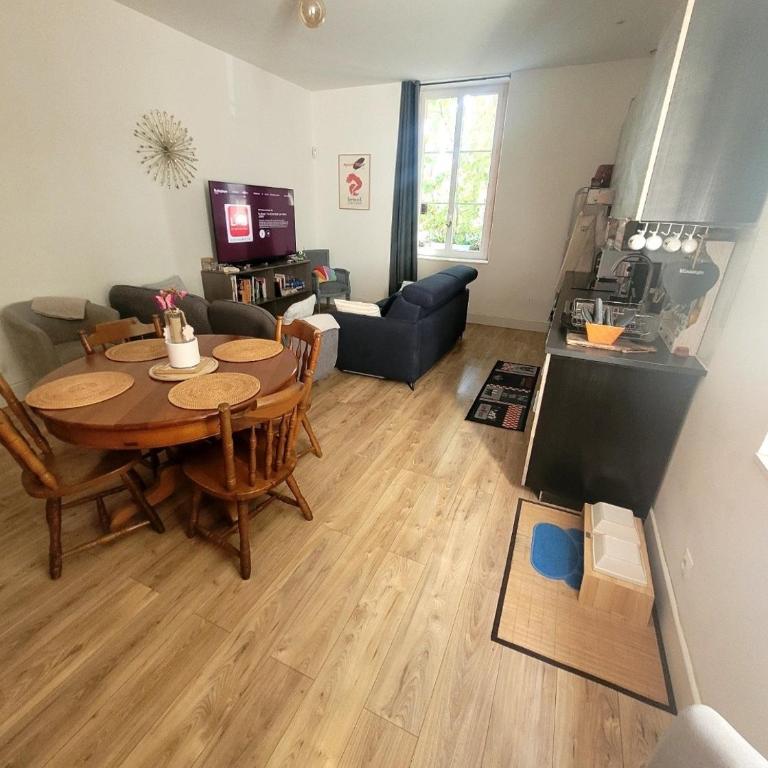 L'Appartement-Studio LMS Radio - Two-Bedroom Apartment - 14