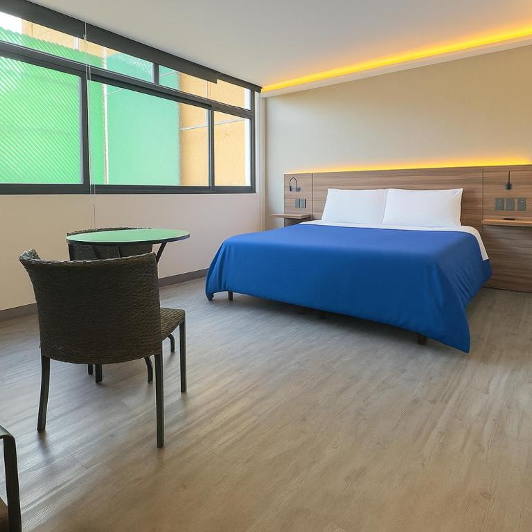Toronja C O V A D O N G A - Deluxe Double Room (2 Adults + 1 Child) - 14