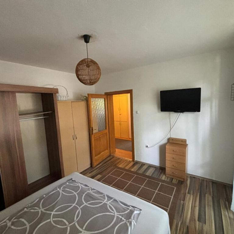 Bihac Center Apartment - One-Bedroom Apartment - 6