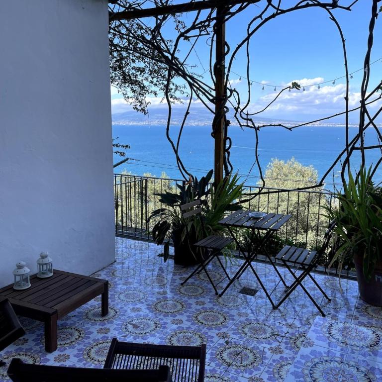 Maison il Pozzo Holiday Home on Via Punta la Guardia - One-Bedroom Apartment - 12