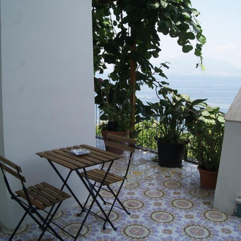 Maison il Pozzo Holiday Home on Via Punta la Guardia - One-Bedroom Apartment - 31