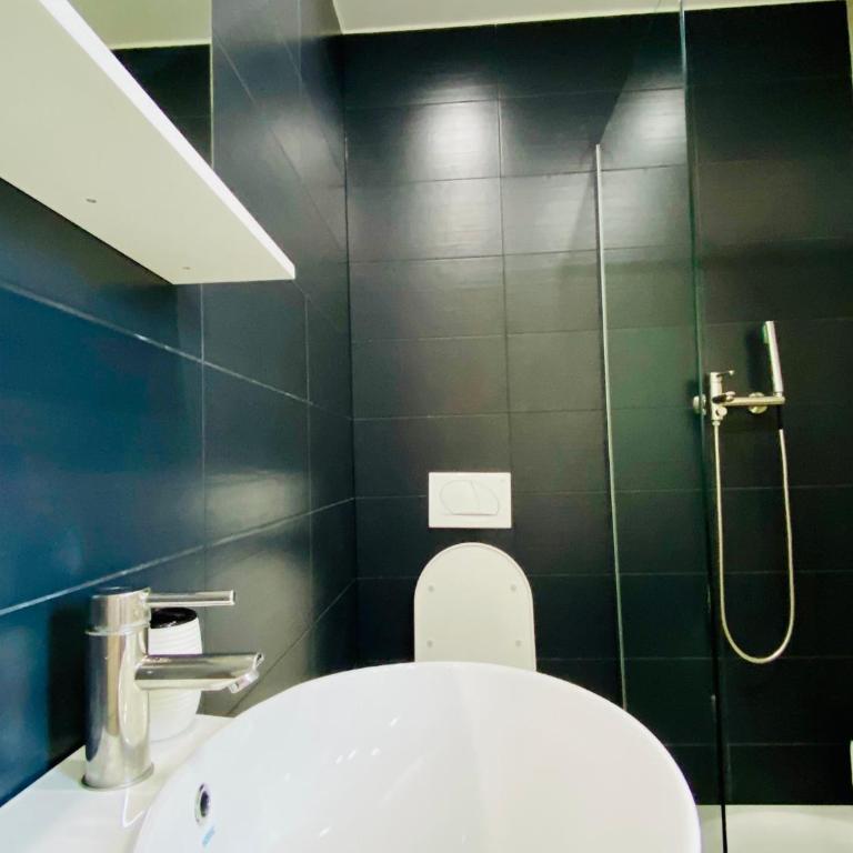 Moon Apartment Bihac - Three-Bedroom Apartment - 16