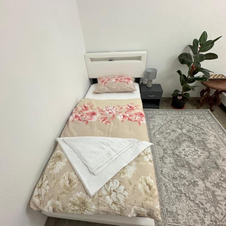 Easy Stay Nürnberg - Dreibettzimmer - 4