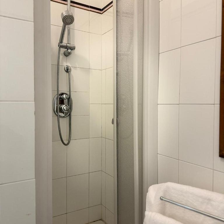 Home sul corso n 28 - Appartamento con 2 Camere da Letto - 6