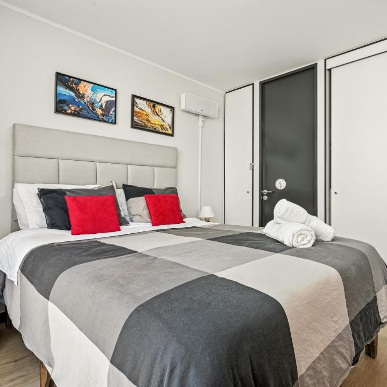 U310 - A pasos del Movistar Arena - 1dorm en Santiago - Wifi- Check in autonomo - Seguridad - Two-Bedroom Apartment - 2