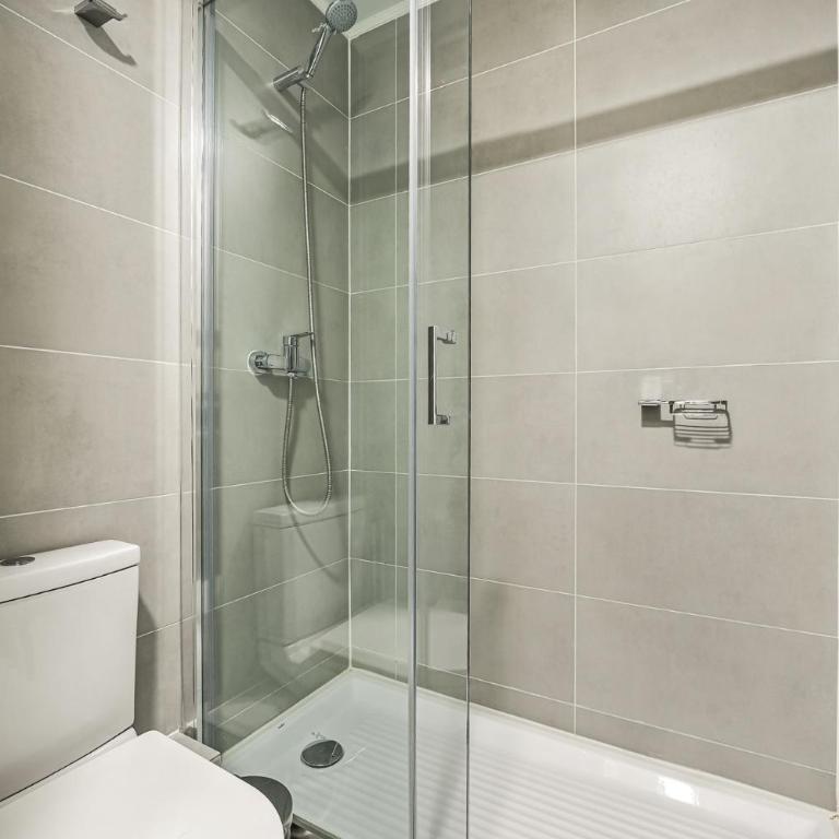 U310 - A pasos del Movistar Arena - 1dorm en Santiago - Wifi- Check in autonomo - Seguridad - Two-Bedroom Apartment - 4