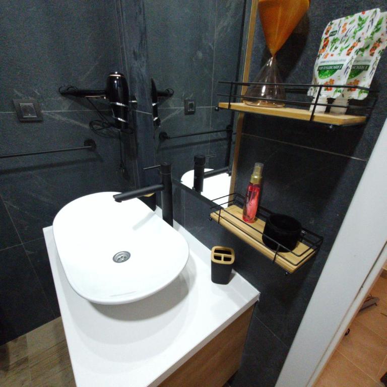 Una LUX N85 - One-Bedroom Apartment - 13