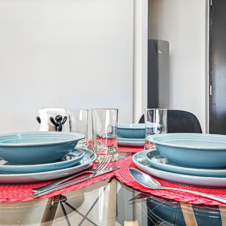 U310 - A pasos del Movistar Arena - 1dorm en Santiago - Wifi- Check in autonomo - Seguridad - Two-Bedroom Apartment - 6
