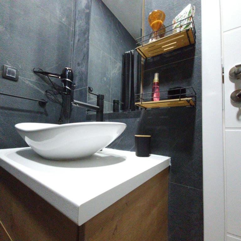 Una LUX N85 - One-Bedroom Apartment - 28