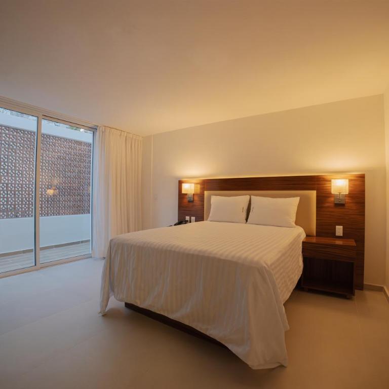 Hotel Casa Kavia Vallarta - Queen Room - 12
