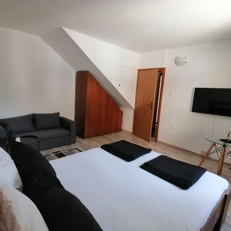 S&L Studio Mostar - One-Bedroom Apartment with Terrace - 9