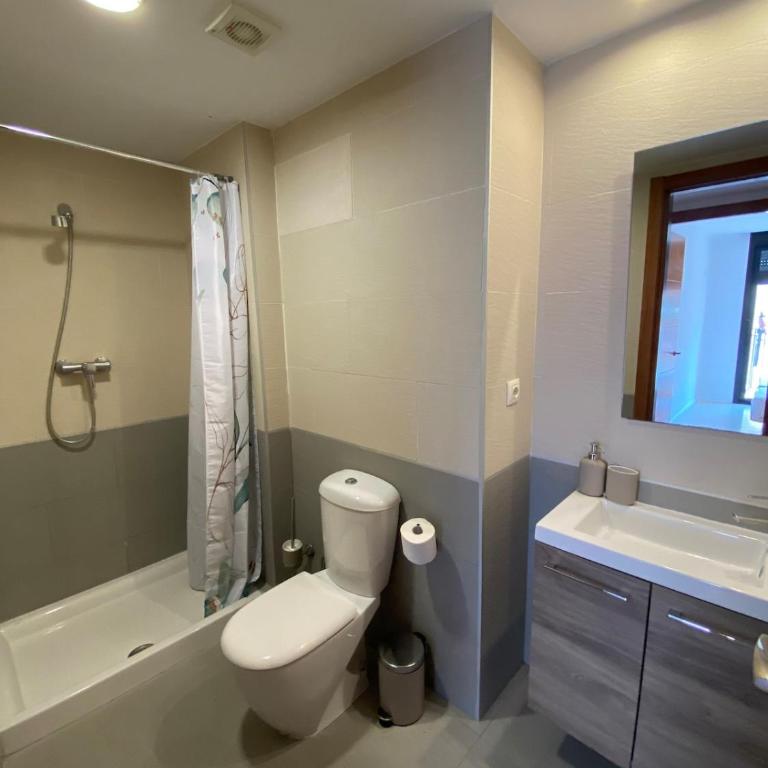 Tokyo Suite - Modern Apartment with Parking & Swimming Pool - Apartamento de 2 dormitorios - 11