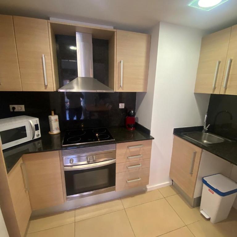 Tokyo Suite - Modern Apartment with Parking & Swimming Pool - Apartamento de 2 dormitorios - 12