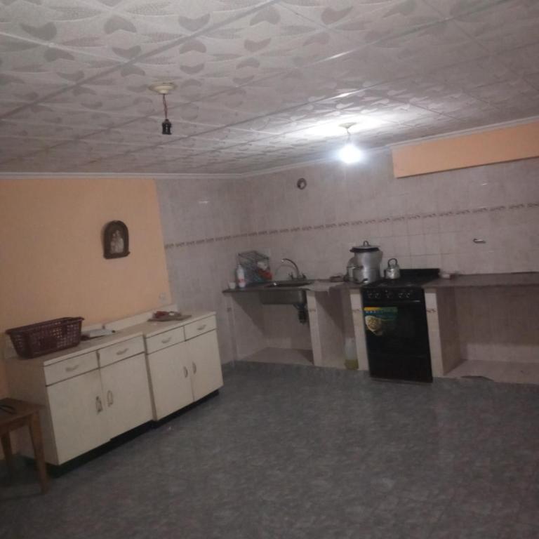 JereSam 3 - PB - Three-Bedroom Apartment - 1