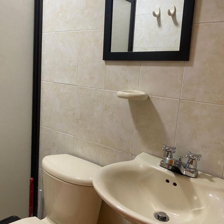 Apartaestudio laureles 301 - Apartamento Estudio con balcón - 15