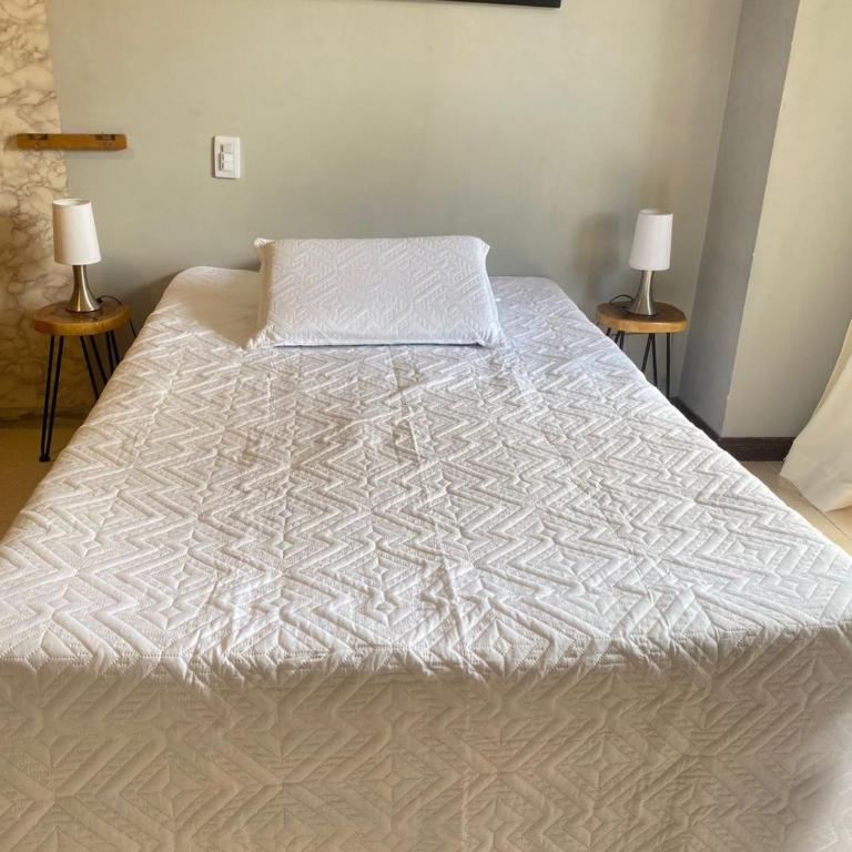 Apartaestudio laureles 301 - Apartamento Estudio con balcón - 14