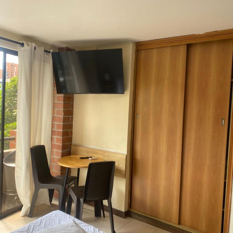 Apartaestudio laureles 301 - Apartamento Estudio con balcón - 18