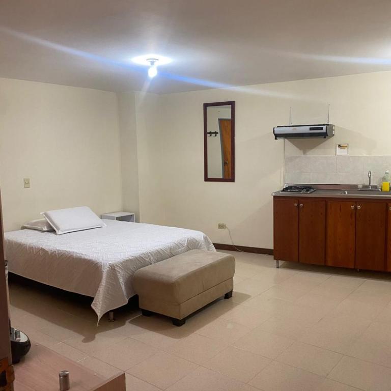 Apartaestudio laureles 301 - Apartamento Estudio - 1 cama doble - 12