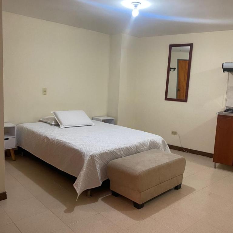 Apartaestudio laureles 301 - Apartamento Estudio - 1 cama doble - 18