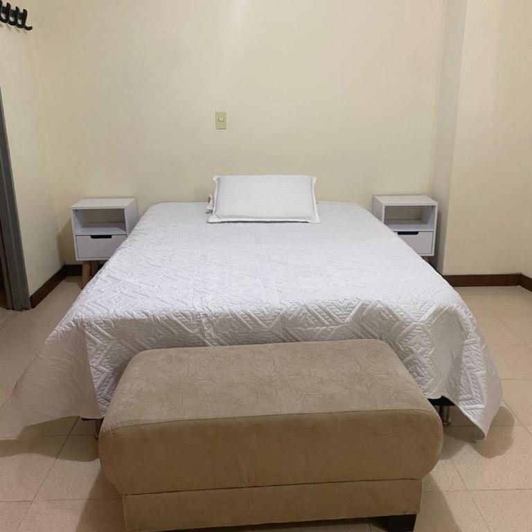 Apartaestudio laureles 301 - Apartamento Estudio - 1 cama doble - 26