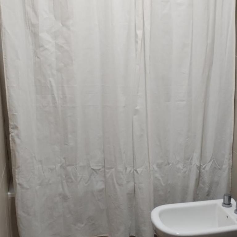 Hermoso monombiente luminoso y moderno con una excelente ubicación - Apartamento de 1 dormitorio - 11