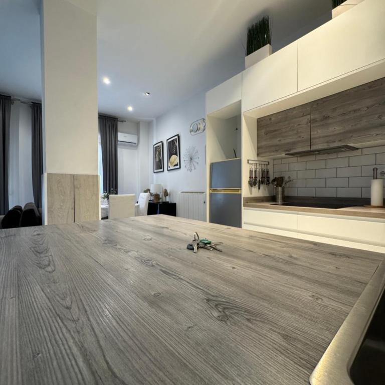 Junto al Paseo de la Castellana y Bernabéu, 6 pax - One-Bedroom Apartment - 4
