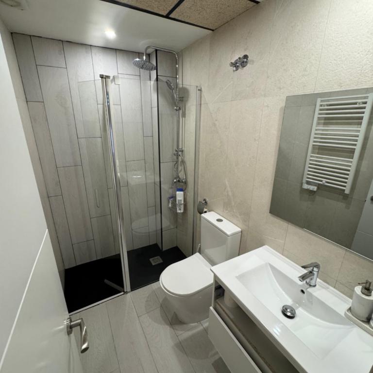 Junto al Paseo de la Castellana y Bernabéu, 6 pax - One-Bedroom Apartment - 17