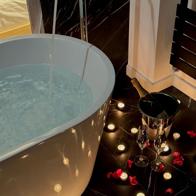 FORTUNA ORO Luxury Stay - Deluxe One-Bedroom Apartment - 21