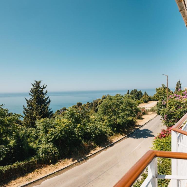 Apartment Salaj - Three-Bedroom House - 15
