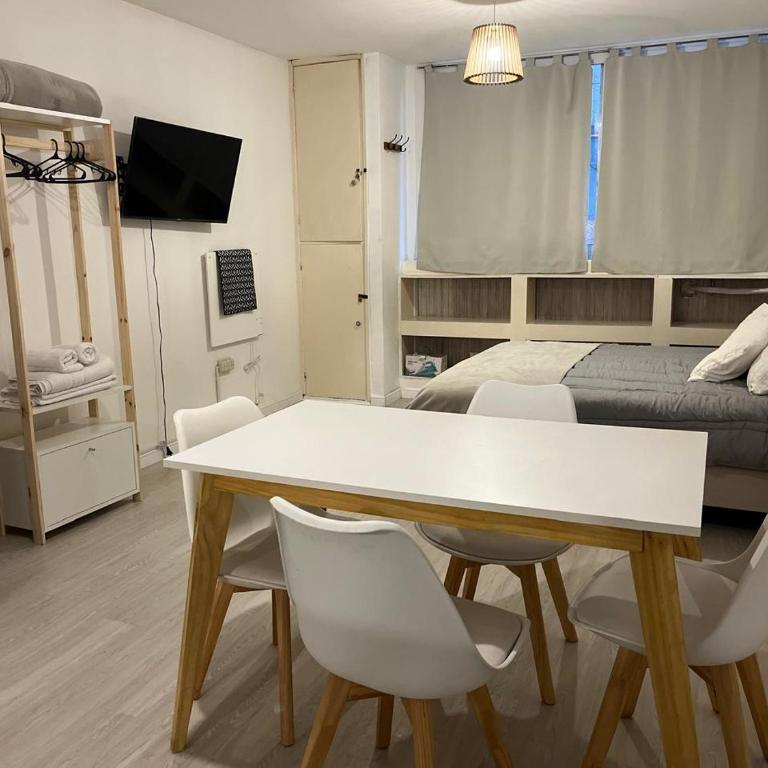 Avenida 46 La Plata - One-Bedroom Apartment - 1