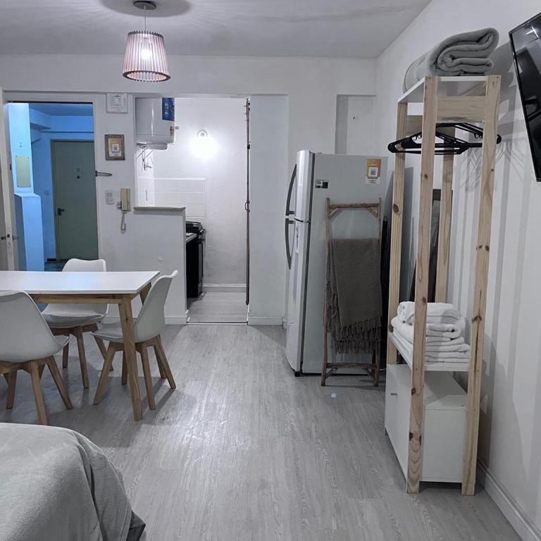 Avenida 46 La Plata - One-Bedroom Apartment - 8