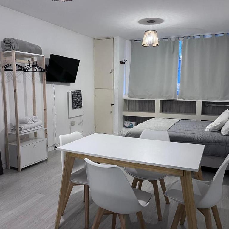 Avenida 46 La Plata - One-Bedroom Apartment - 13