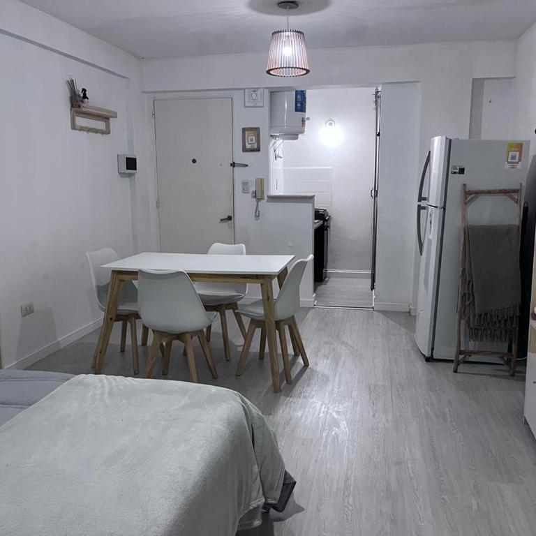 Avenida 46 La Plata - One-Bedroom Apartment - 15