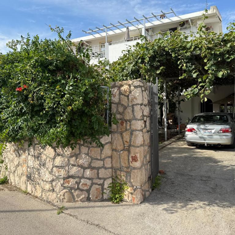 Stuart Žukotrlica - Apartman - Prizemlje - 2