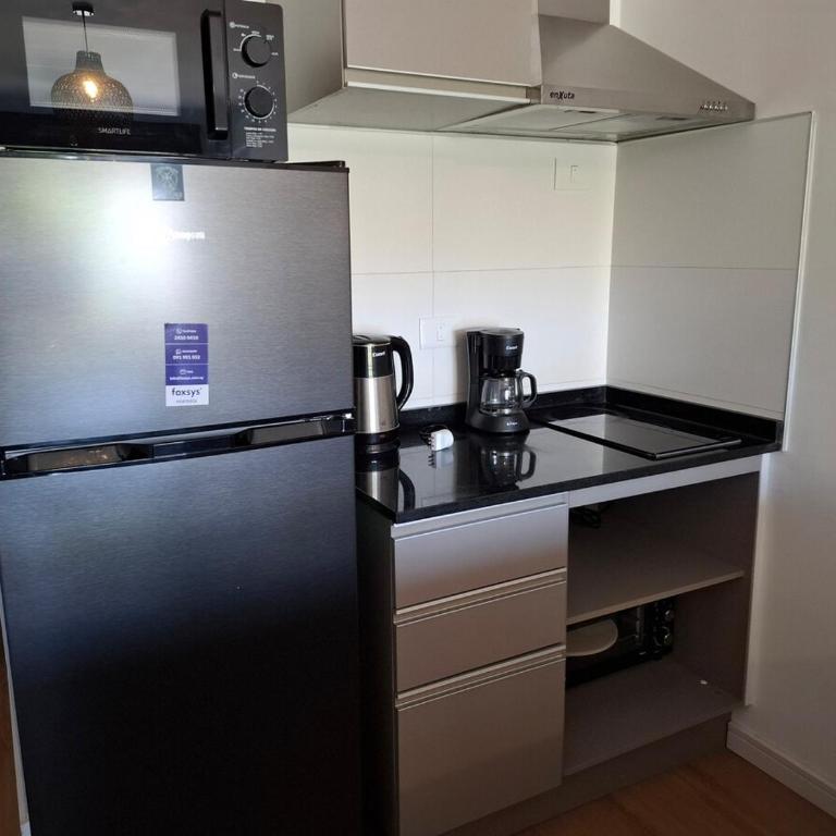 Arena - Spacious and bright, across from a shopping mall - One-Bedroom Apartment - 5