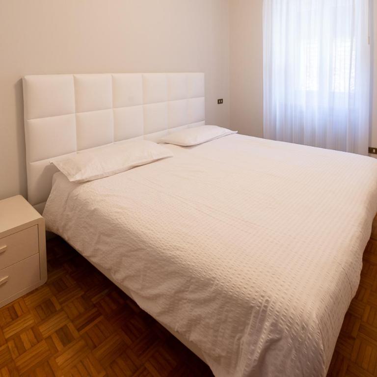 Albertini Vacanze - Appartamento Deluxe con 4 Camere da Letto - 4