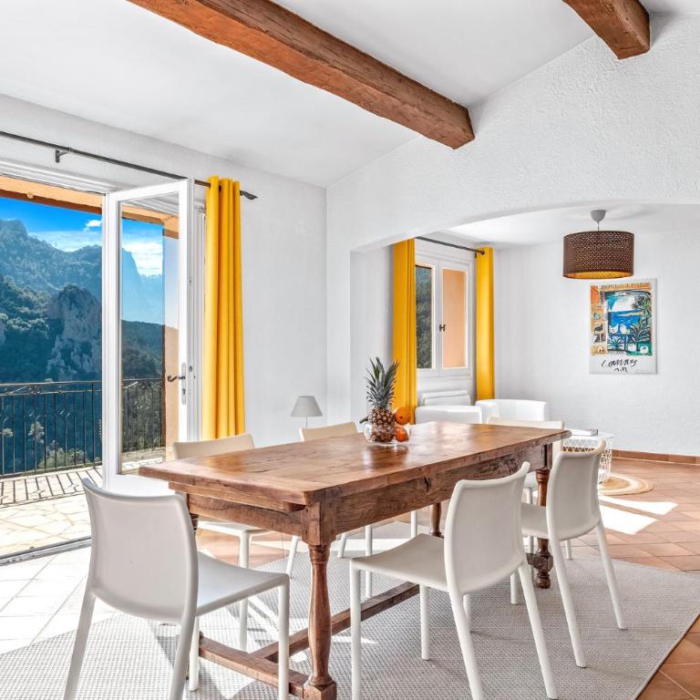 Luxury Villa for 8, private pool, airco, sea and mountain views - Villa - 9