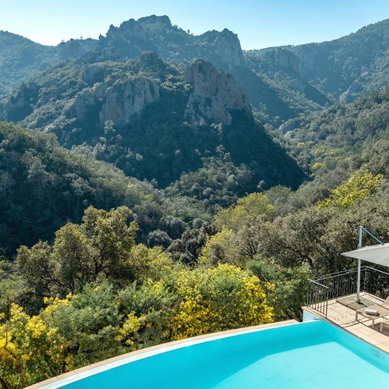 Luxury Villa for 8, private pool, airco, sea and mountain views - Villa - 19