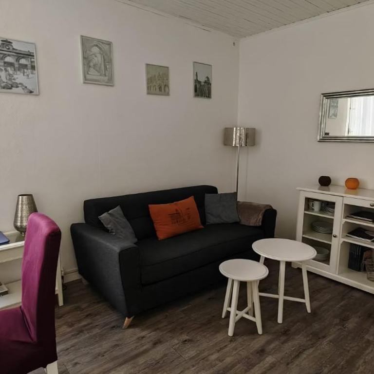 Coquette et agréable maison de ville - Two-Bedroom House - 1