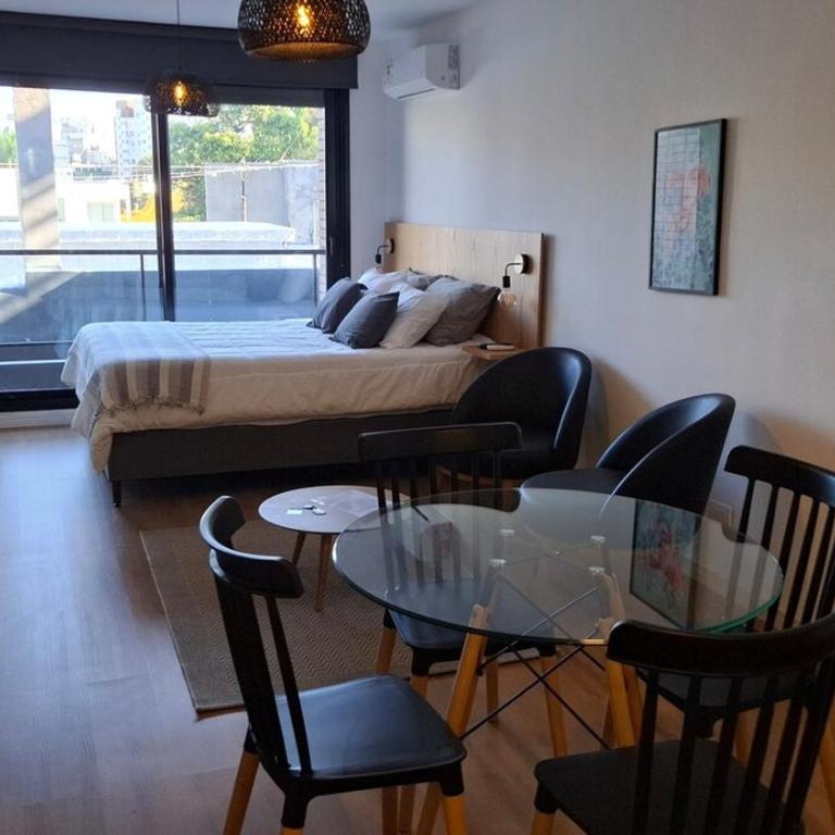 Aqua - Comfortable and bright, across from the mall - One-Bedroom Apartment - 5