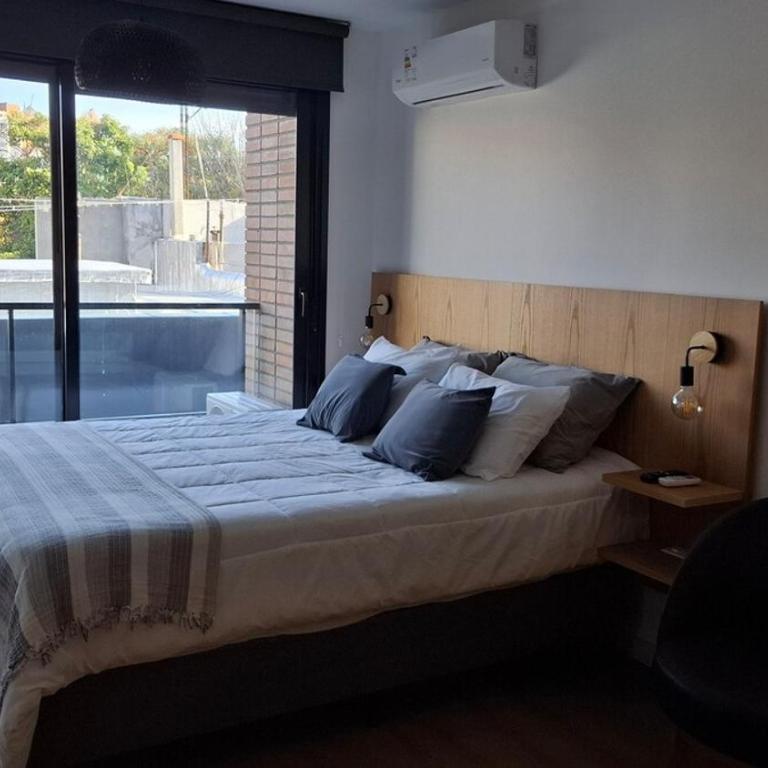 Aqua - Comfortable and bright, across from the mall - One-Bedroom Apartment - 7
