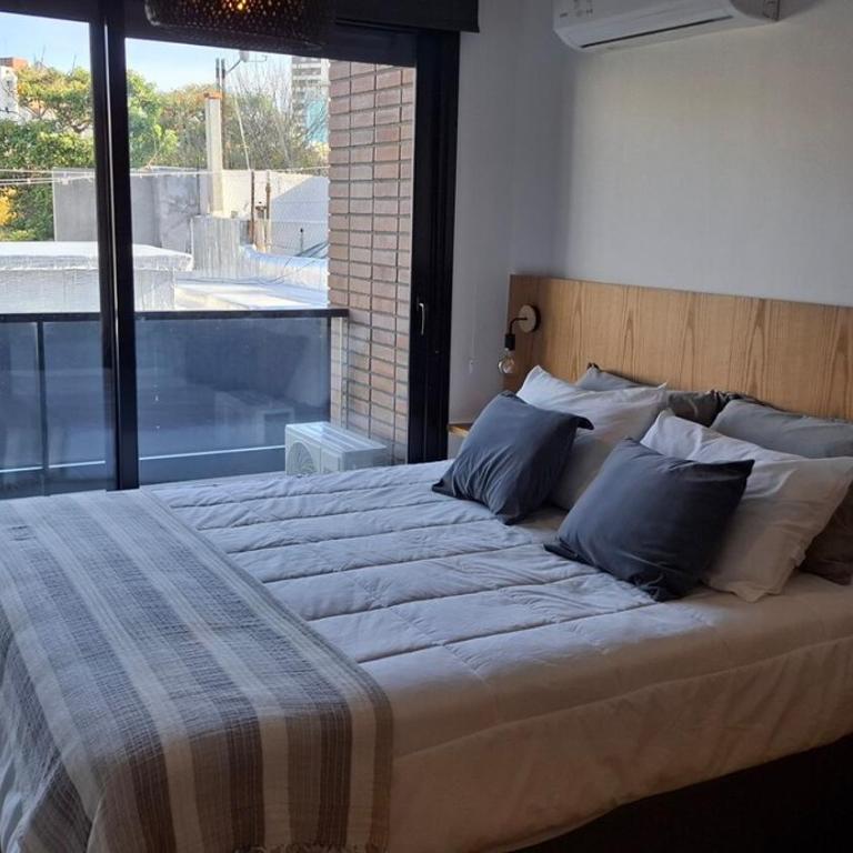 Aqua - Comfortable and bright, across from the mall - One-Bedroom Apartment - 10