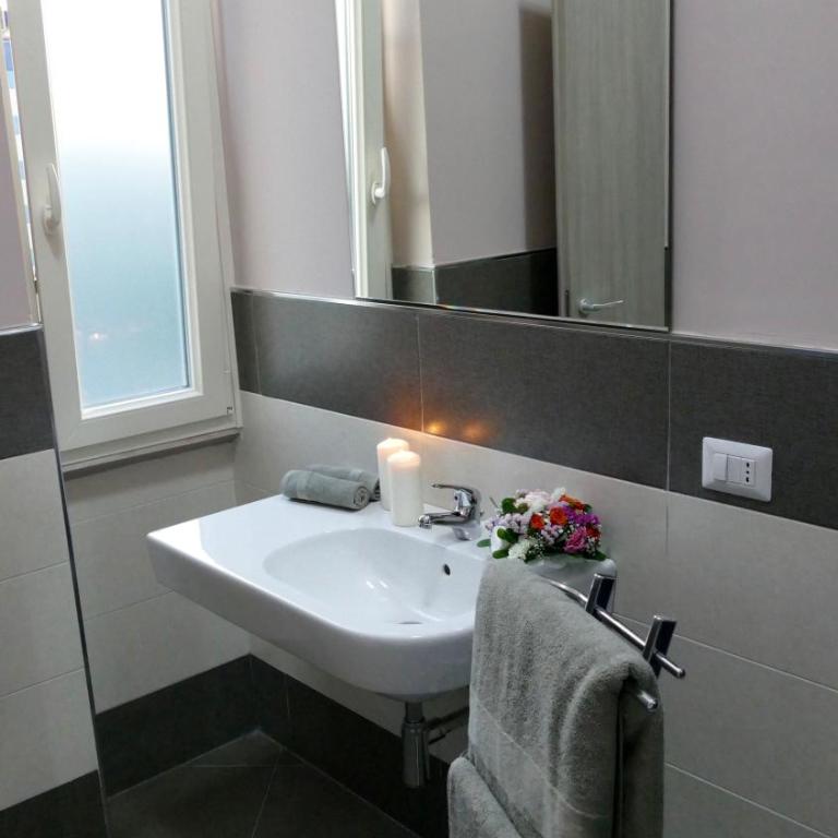 Cairoli Exclusive Rooms & Suite - Camera King Deluxe - 6